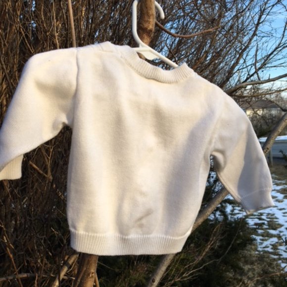 Practical, Warm, off white, NWOT, Carters sweater. 3mths - Picture 5 of 5